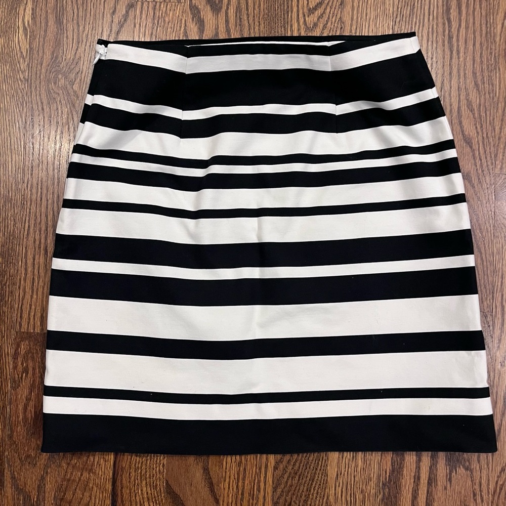 White House Black Market Striped Pencil Skirt